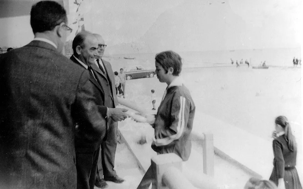 8 1967 Ε Κίτσιου